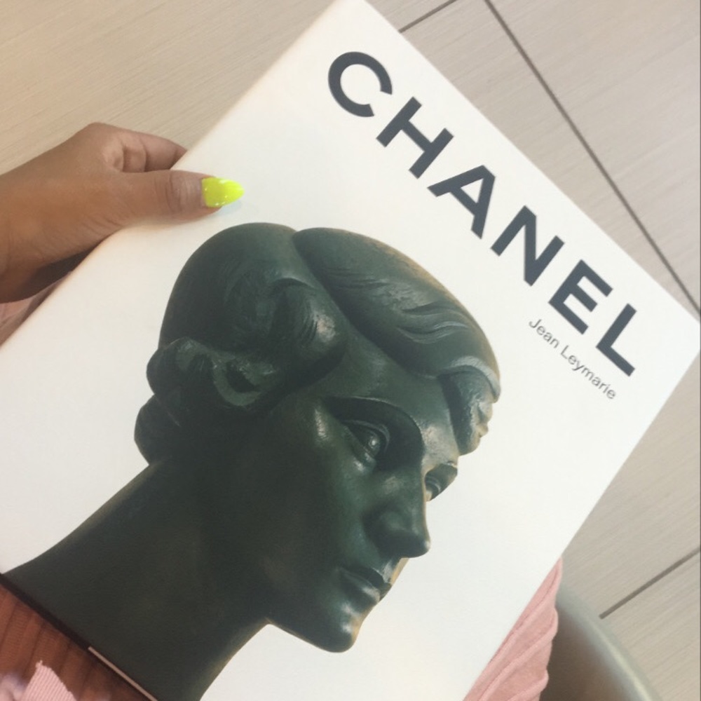 Meet your Posher, Claire